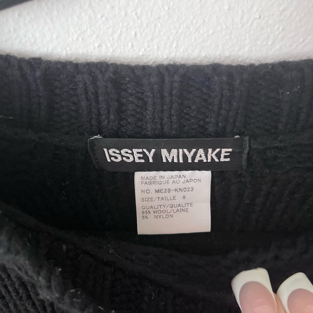 Issey miyake Black wool mock neck sweater